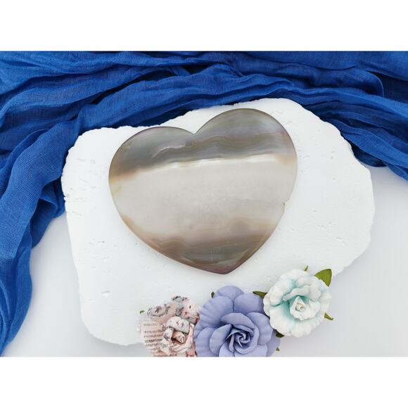 Large Druzy Agate Flat Heart Crystal Carving - Picture 7 of 8